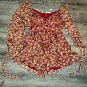 SAINTS + SECRETS romper hello molly‎ floral ruffled shorts tie detail sl…